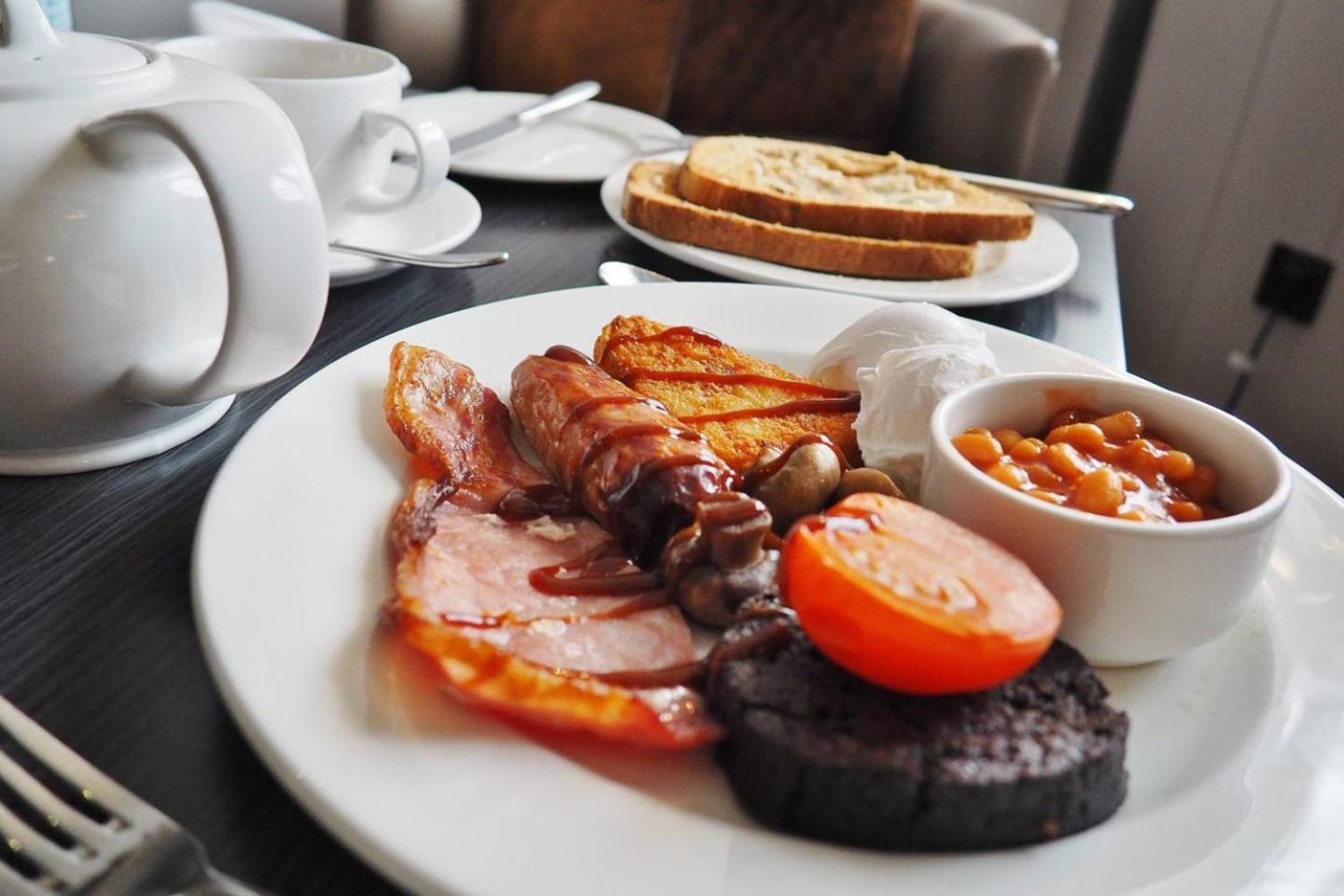 Macdonald Kilhey Court Hotel Wigan Esterno foto