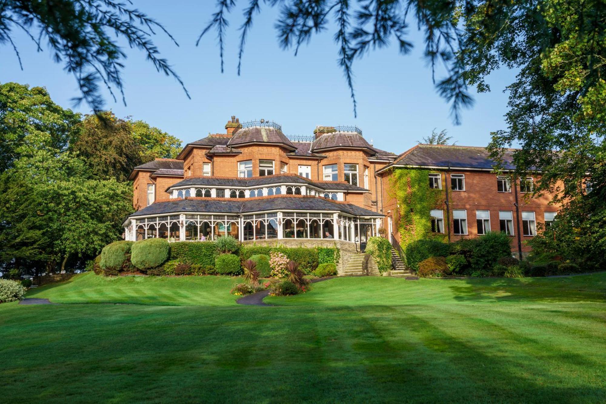 Macdonald Kilhey Court Hotel Wigan Esterno foto